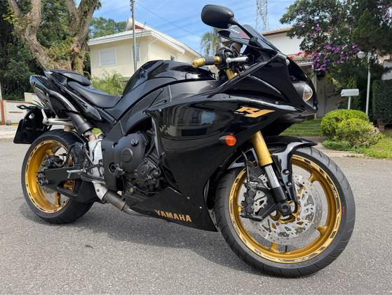 YAMAHA YZF R1 